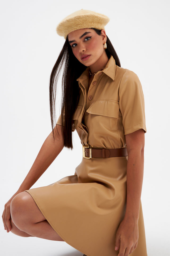 Sateen Jupe en cuir mini évasée - Beige