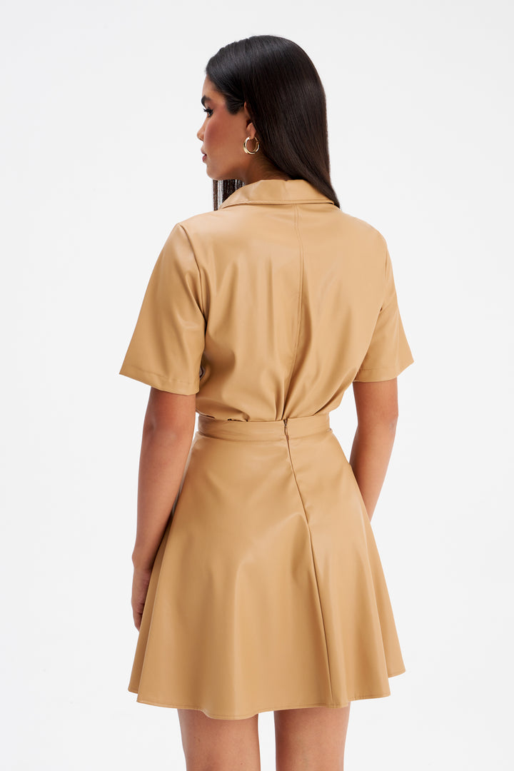 Sateen Jupe en cuir mini évasée - Beige