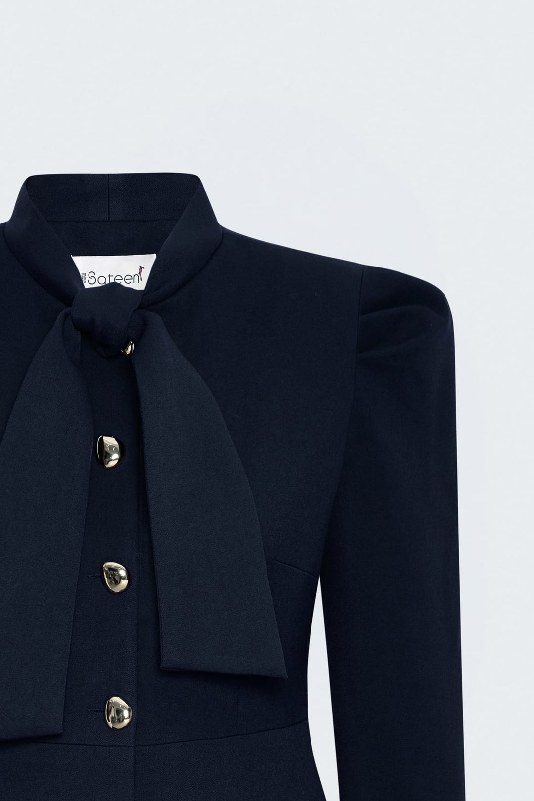 Sateen Veste Courte à Détails de Manches - Bleu marine