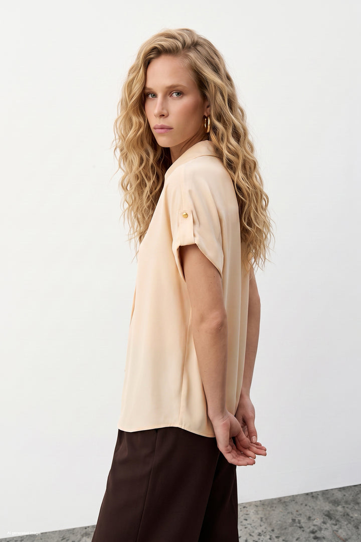 Sateen Chemise ample à détails de manches - Beige