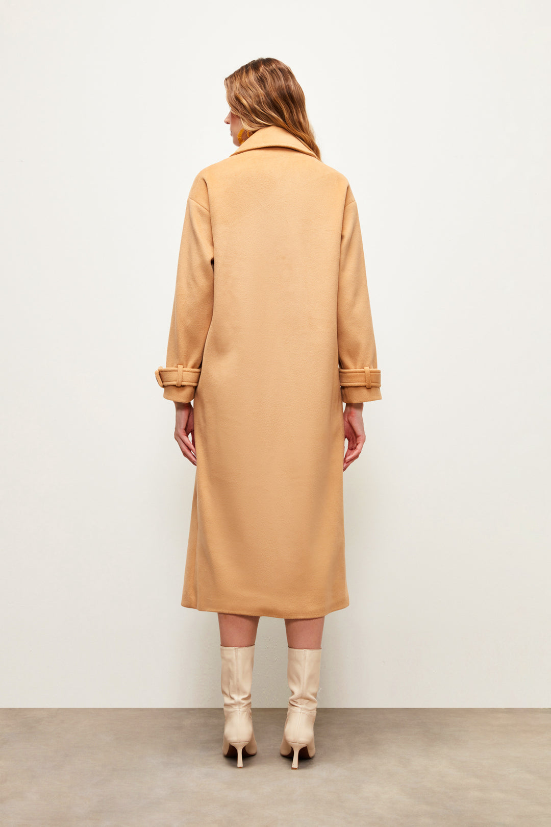 Sateen Manteau Ample avec Détails de Ceinture - Camel
