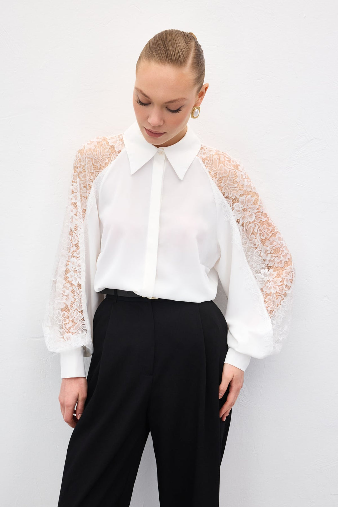Sateen Chemise avec détail en dentelle aux manches - Écru
