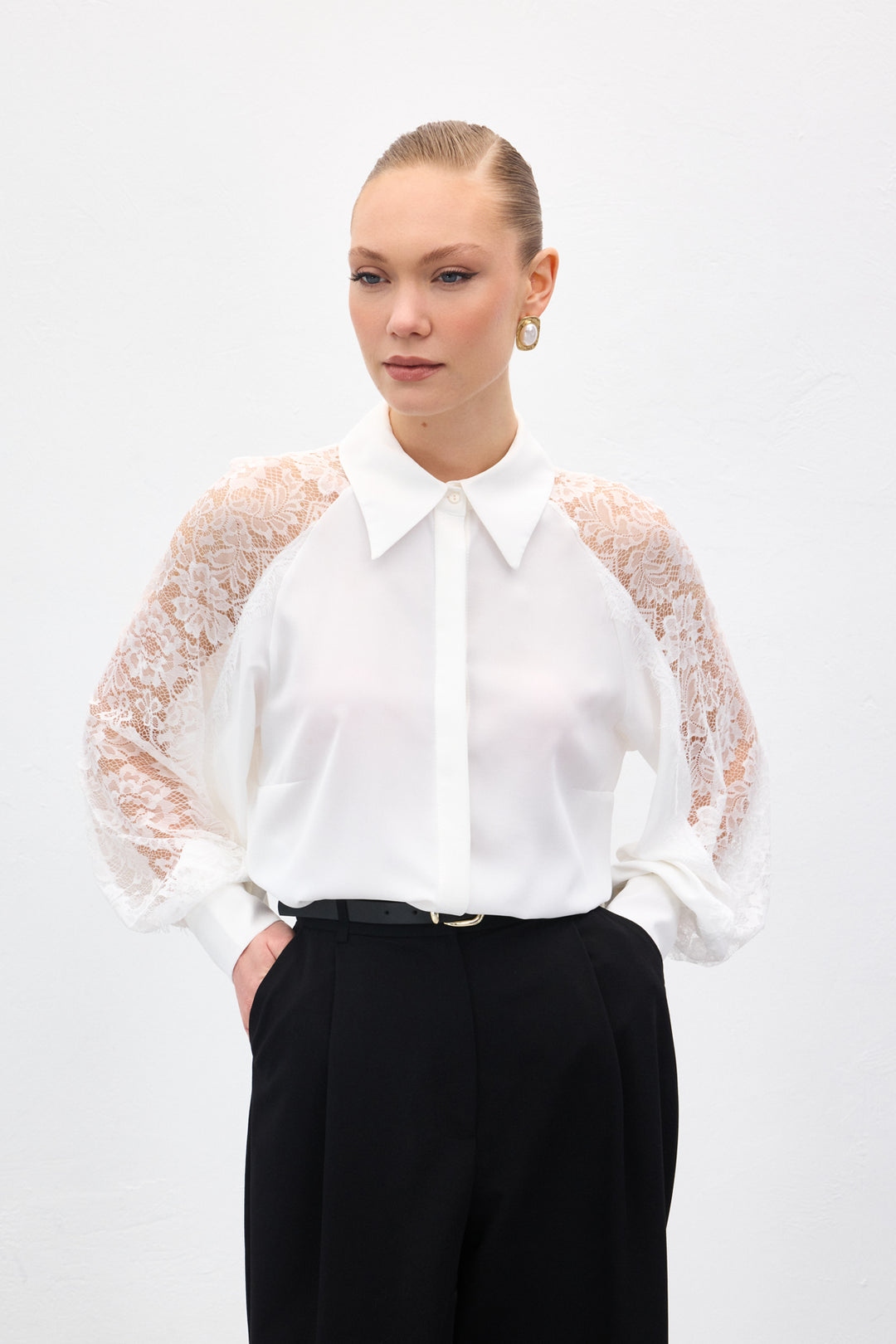 Sateen Chemise avec détail en dentelle aux manches - Écru