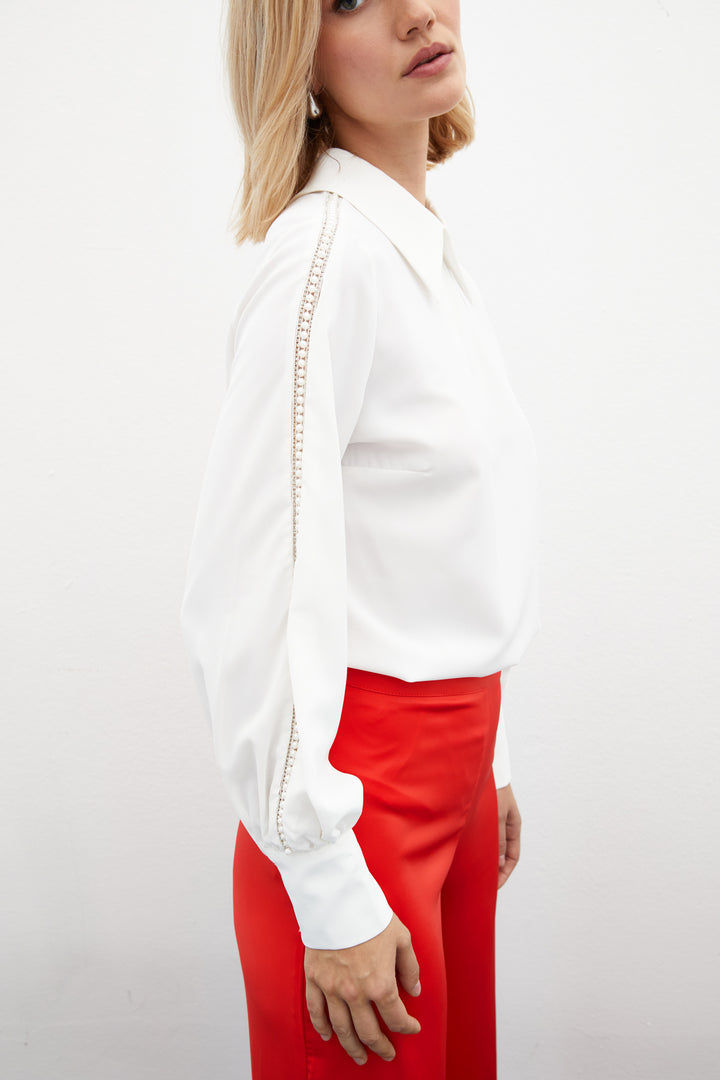 Sateen Blouse avec Détails en Perles aux Manches - Écru