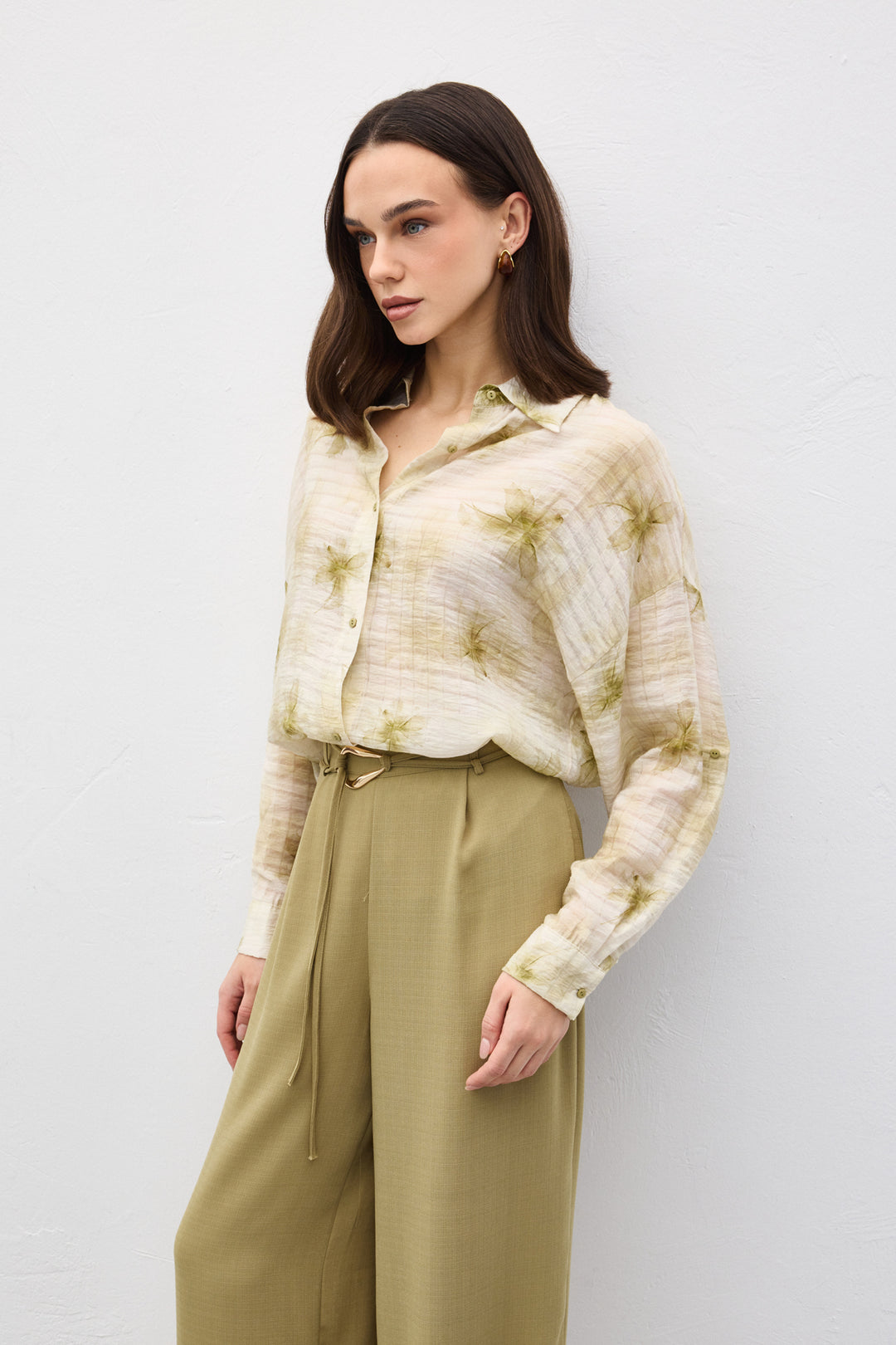 Sateen Chemise Fine à Manches Relevées - Kaki