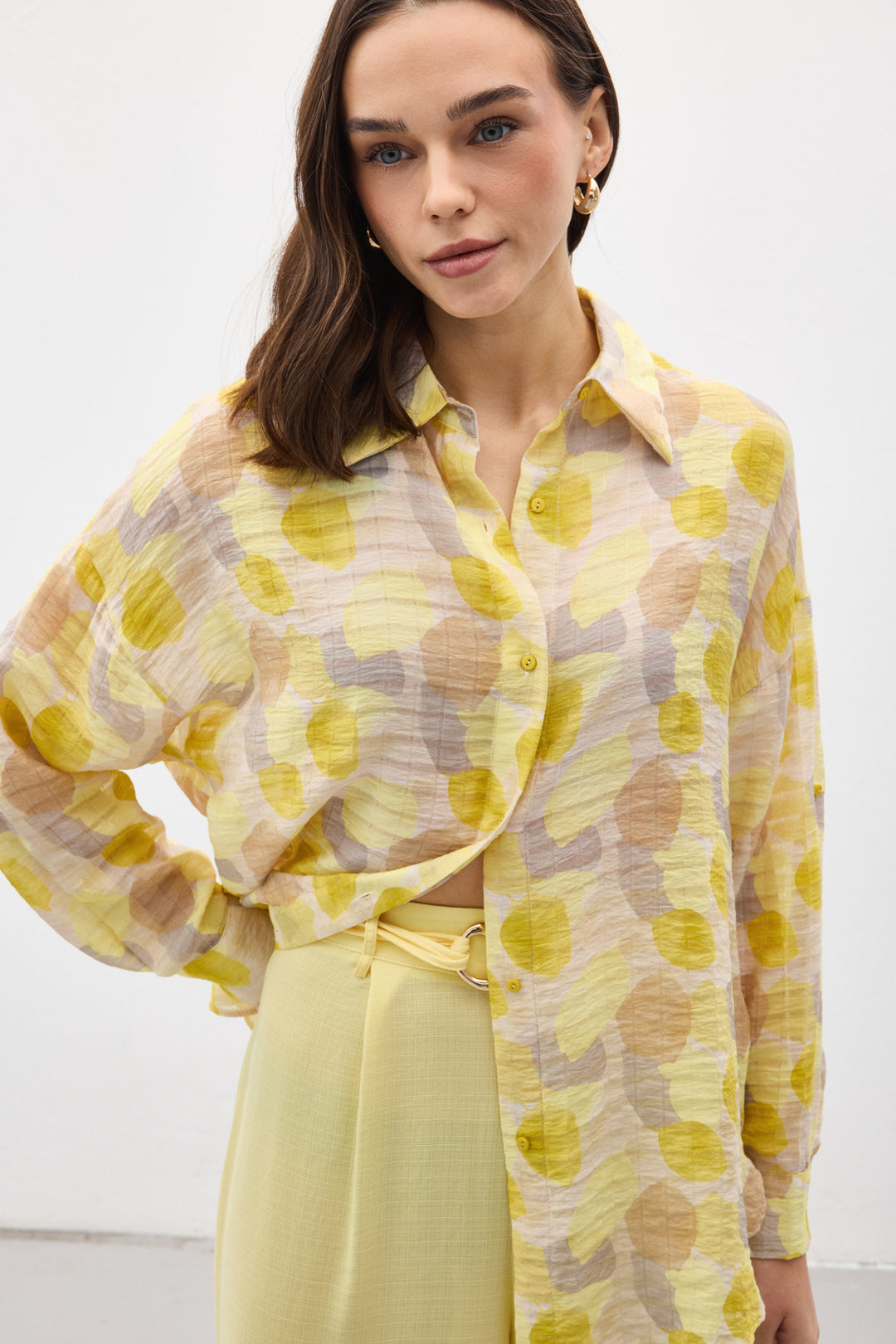 Sateen Chemise Fine à Manches Roulées - Jaune