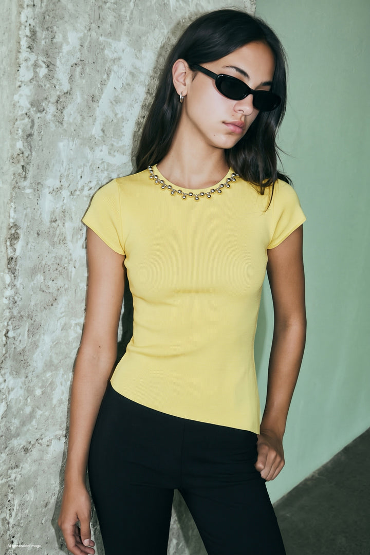 Sateen Tricot à Manches Courtes avec Collier - Jaune