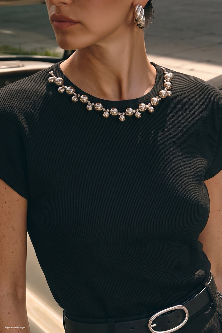 Sateen Tricot à Manches Courtes avec Collier - Noir