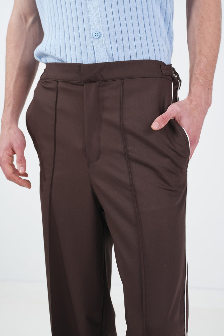 Giesto Pantalon classique marron avec biais contrasté - Marron