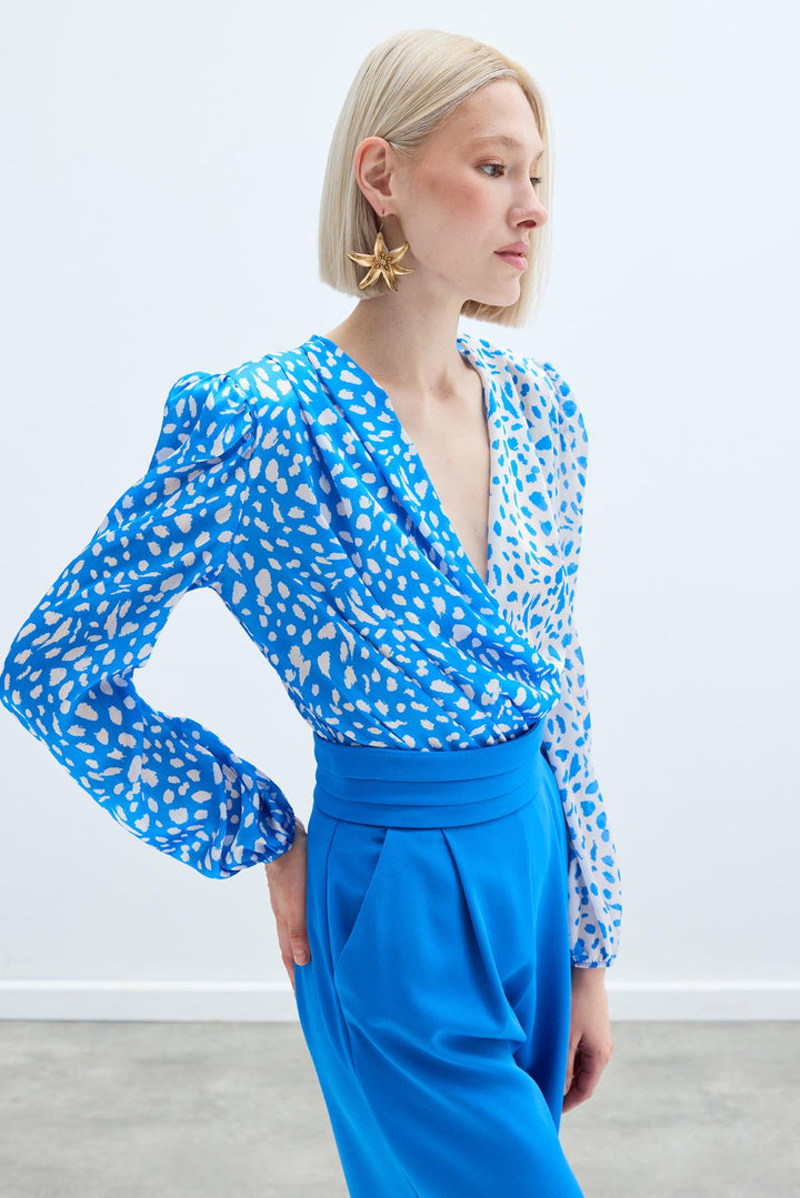 Sateen Body Imprimé Croisé - Écru-Bleu marine