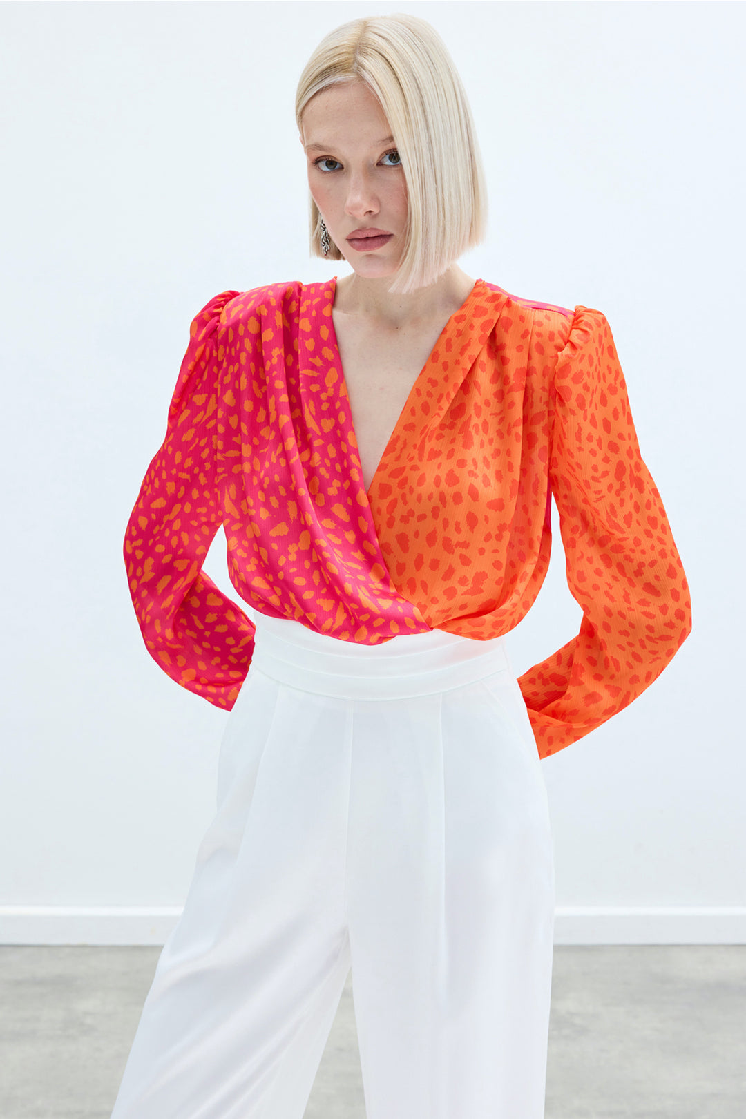 Sateen Body à motifs croisés - oranj-Fuchsia