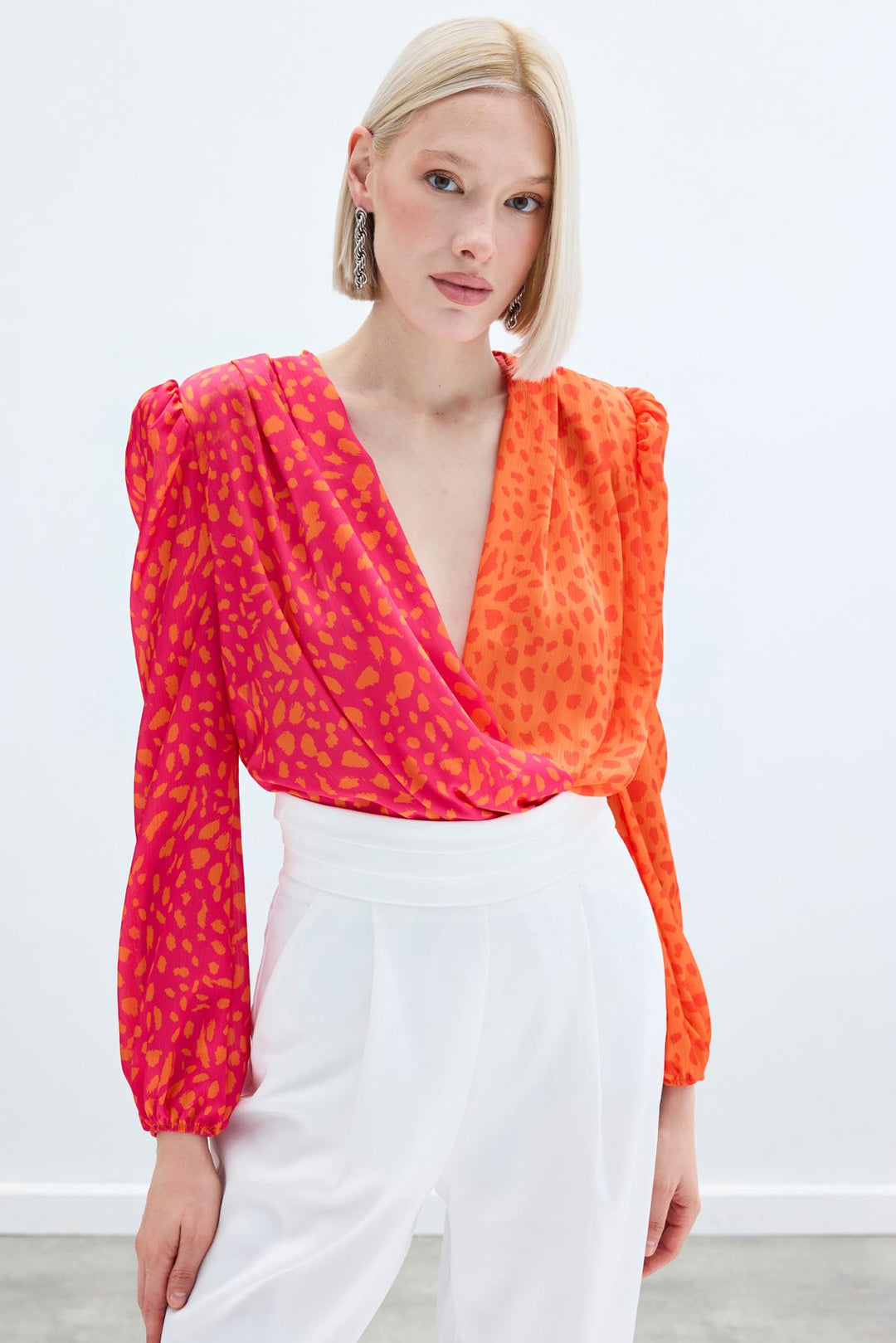 Sateen Body à motifs croisés - oranj-Fuchsia