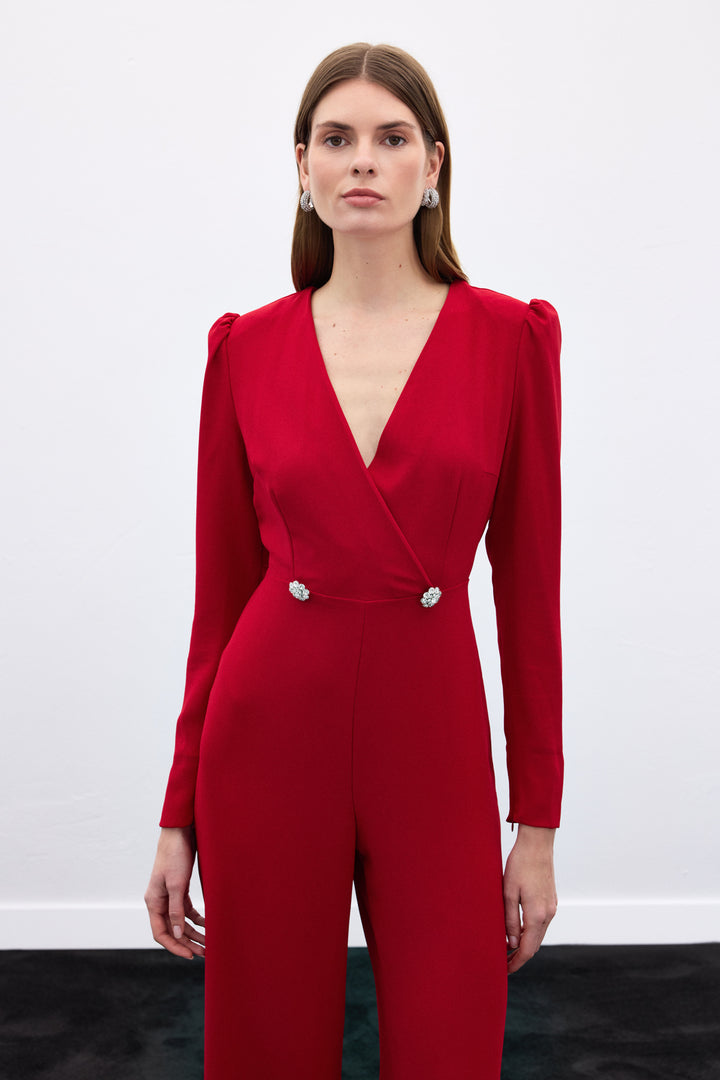 Sateen Combinaison en crêpe avec détails en pierres - Rouge