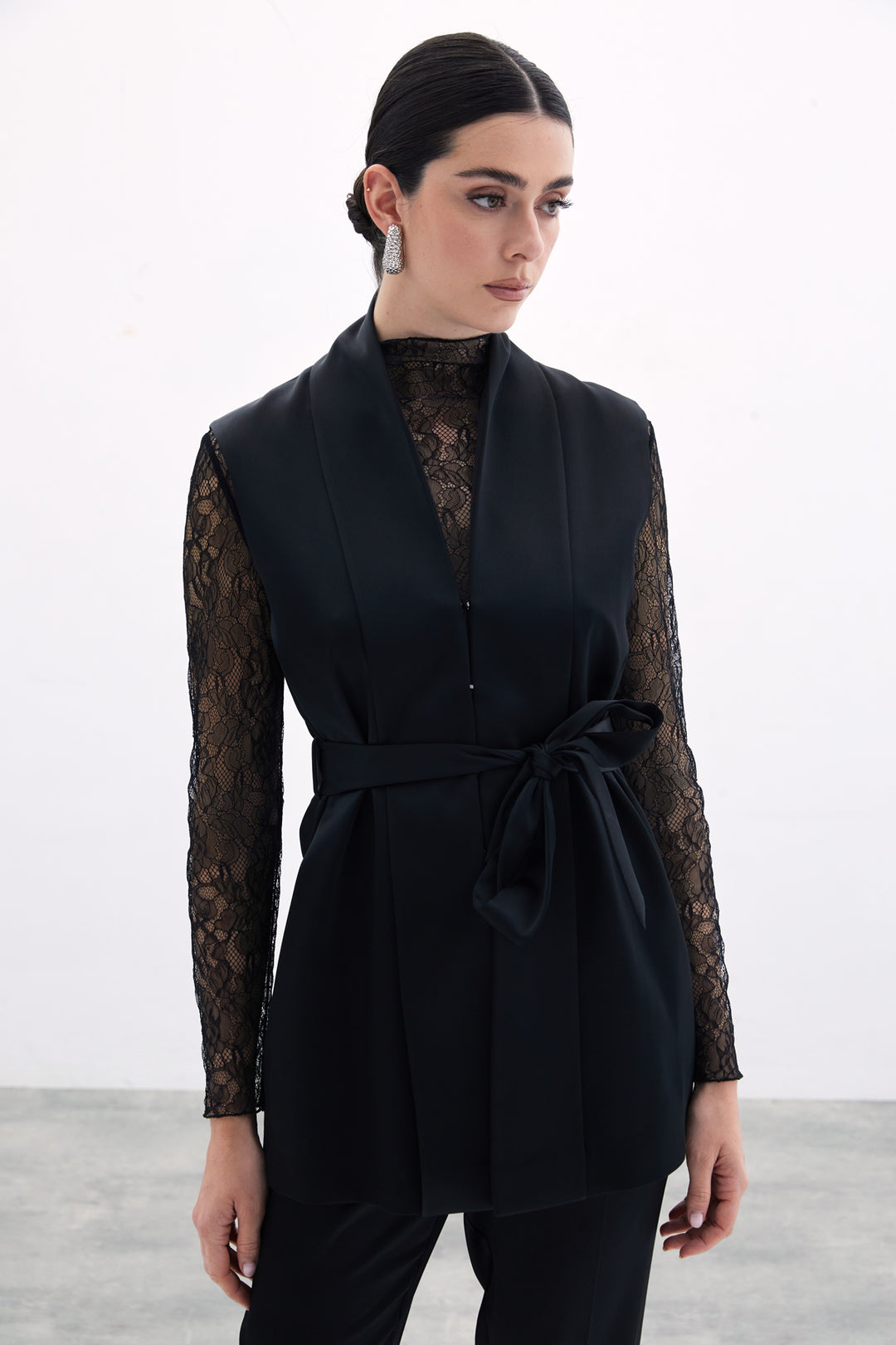 Sateen Gilet Satiné avec Ceinture - Noir