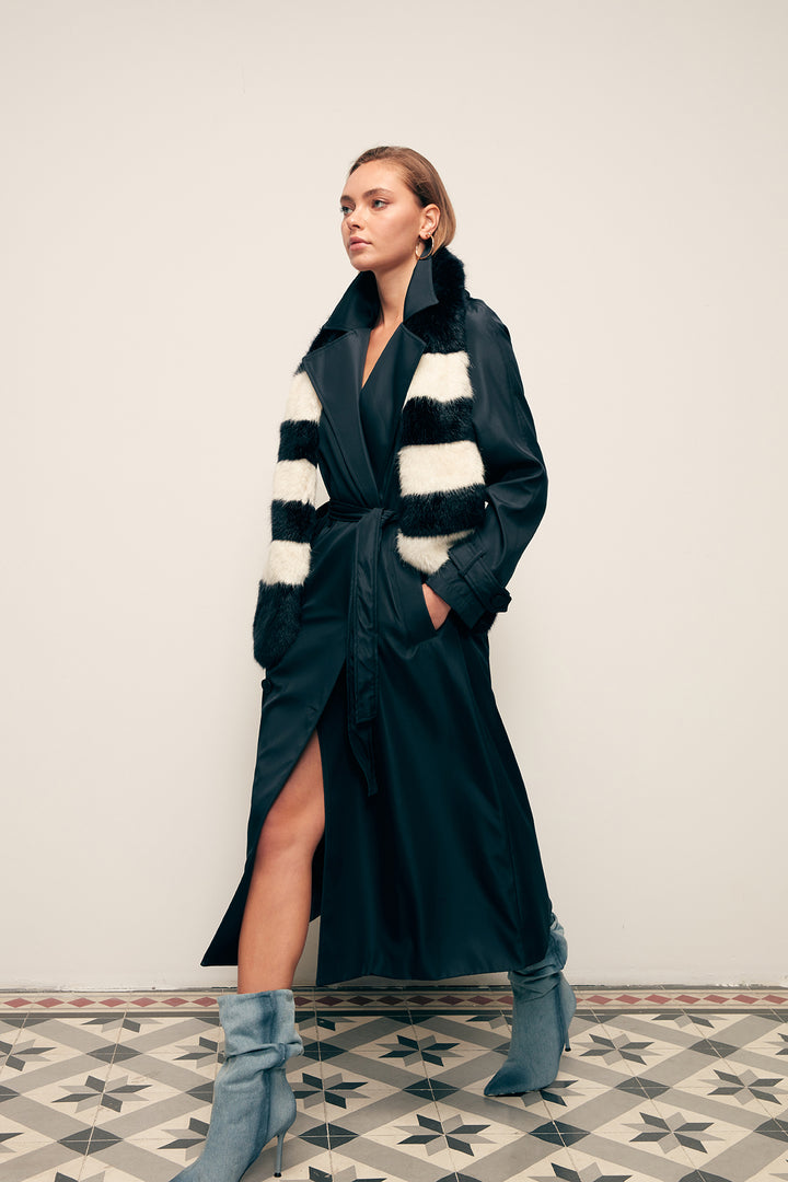 Sateen Trench Long à Ceinture - Bleu marine
