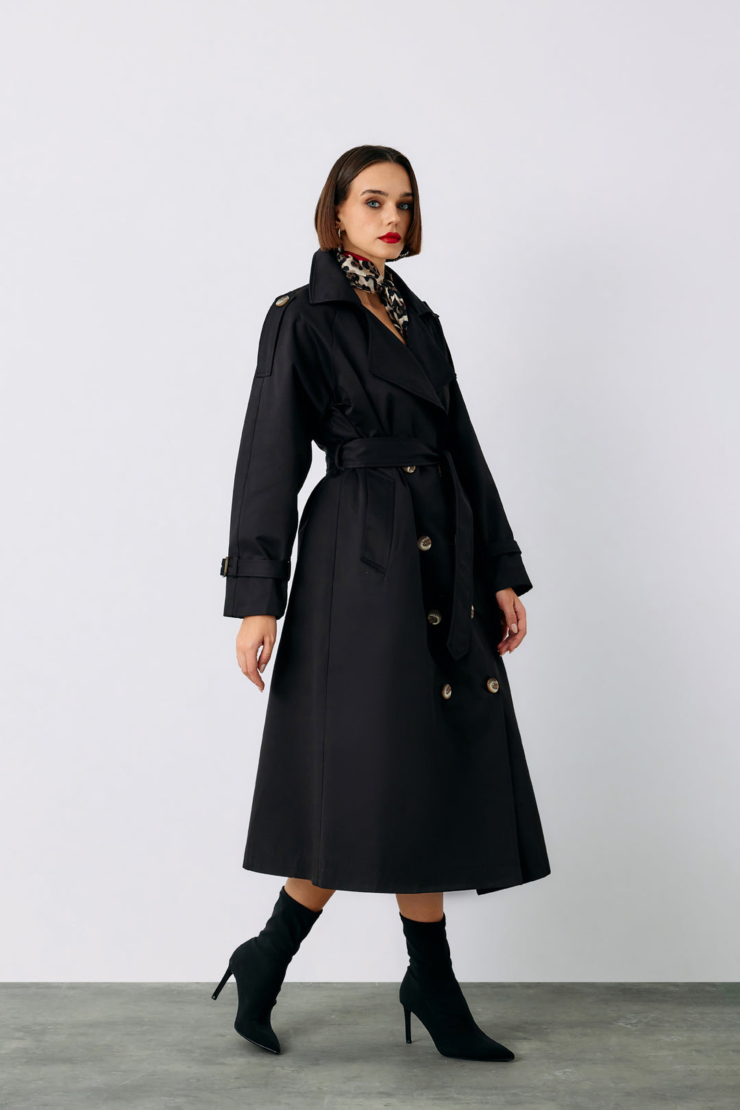 Sateen Trench long ceinturé - Noir