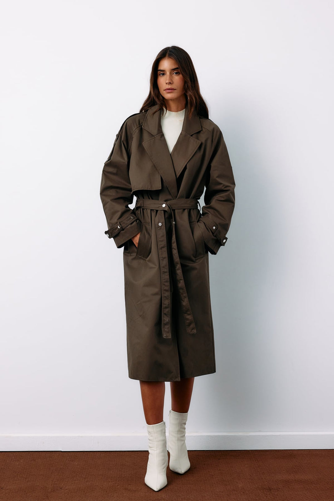 Sateen Trench long ceinturé - Kaki