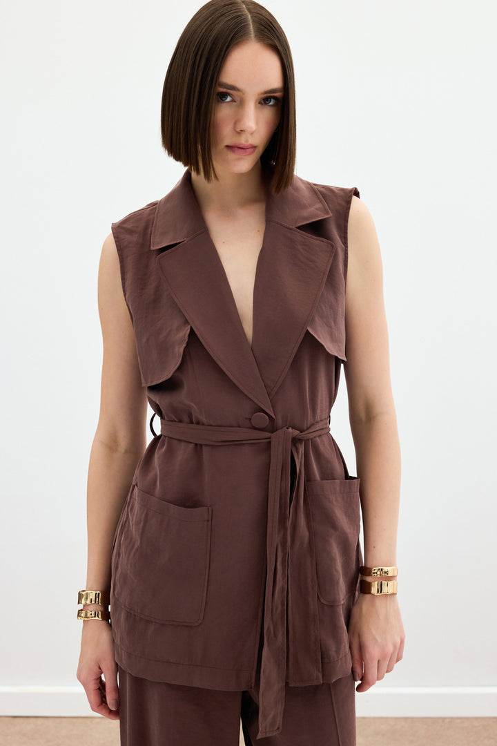 Sateen Gilet long ceinturé - Marron