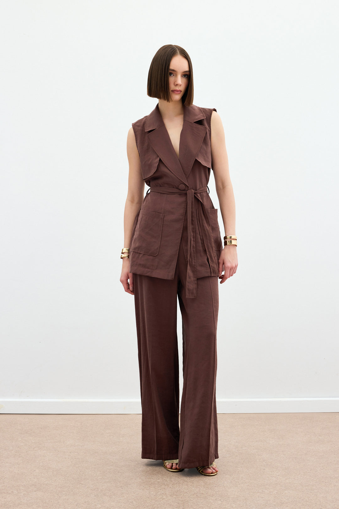 Sateen Gilet long ceinturé - Marron