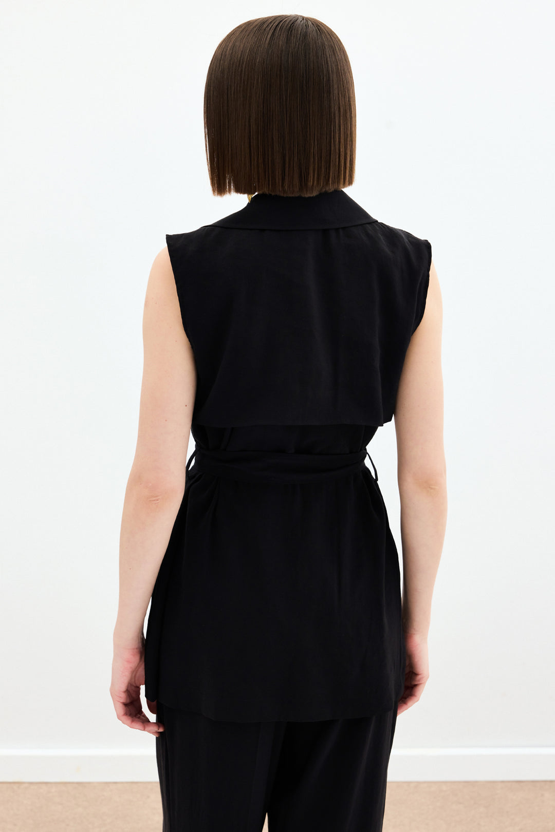 Sateen Gilet long ceinturé - Noir