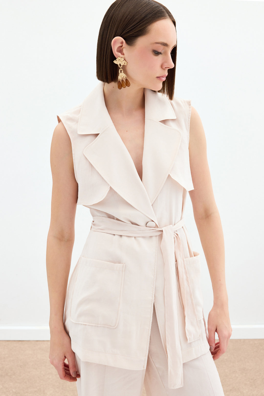 Sateen Gilet long avec ceinture - Pierre