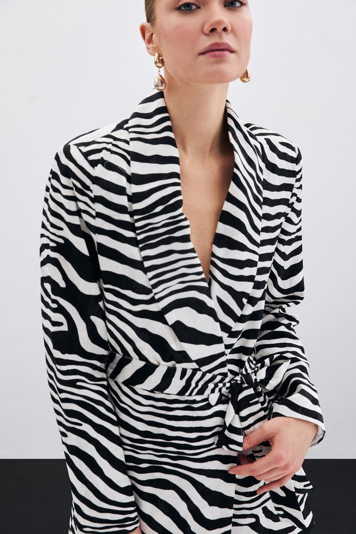 Sateen Veste zèbre ceinturée - Noir