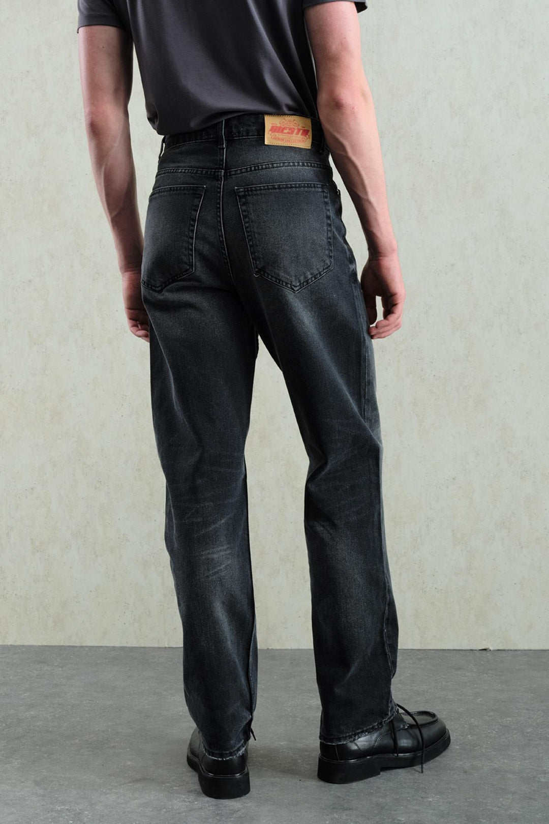 Giesto Jean marron à coupe regular avec effet laser - Marron
