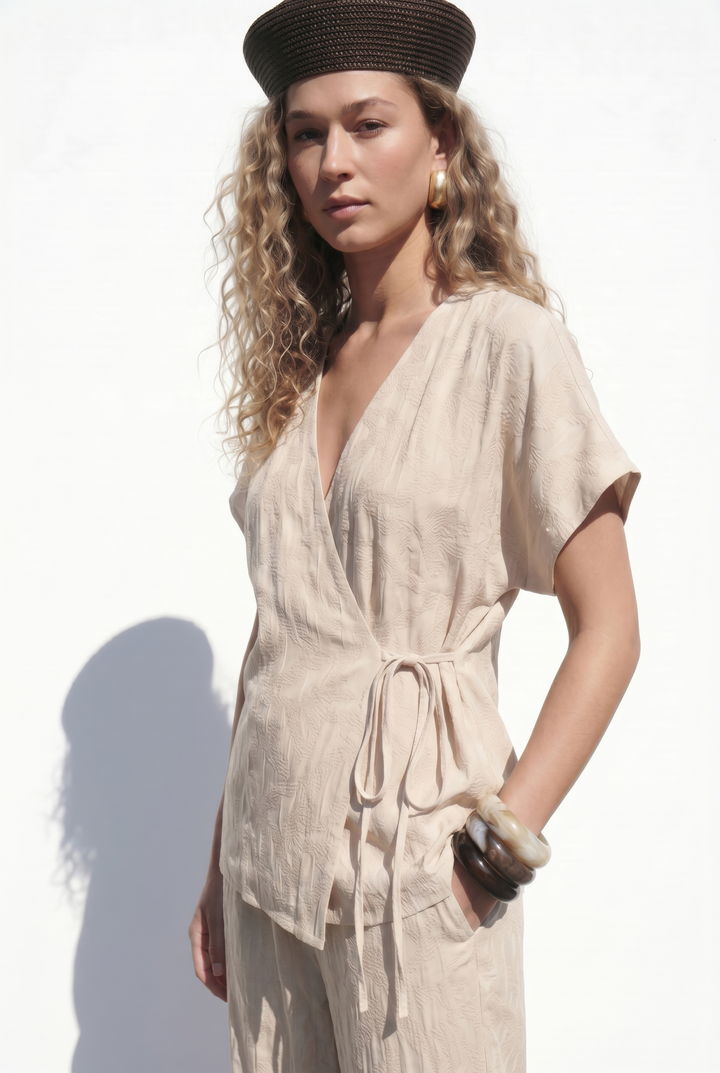 Sateen Lily Kimono - Pierre