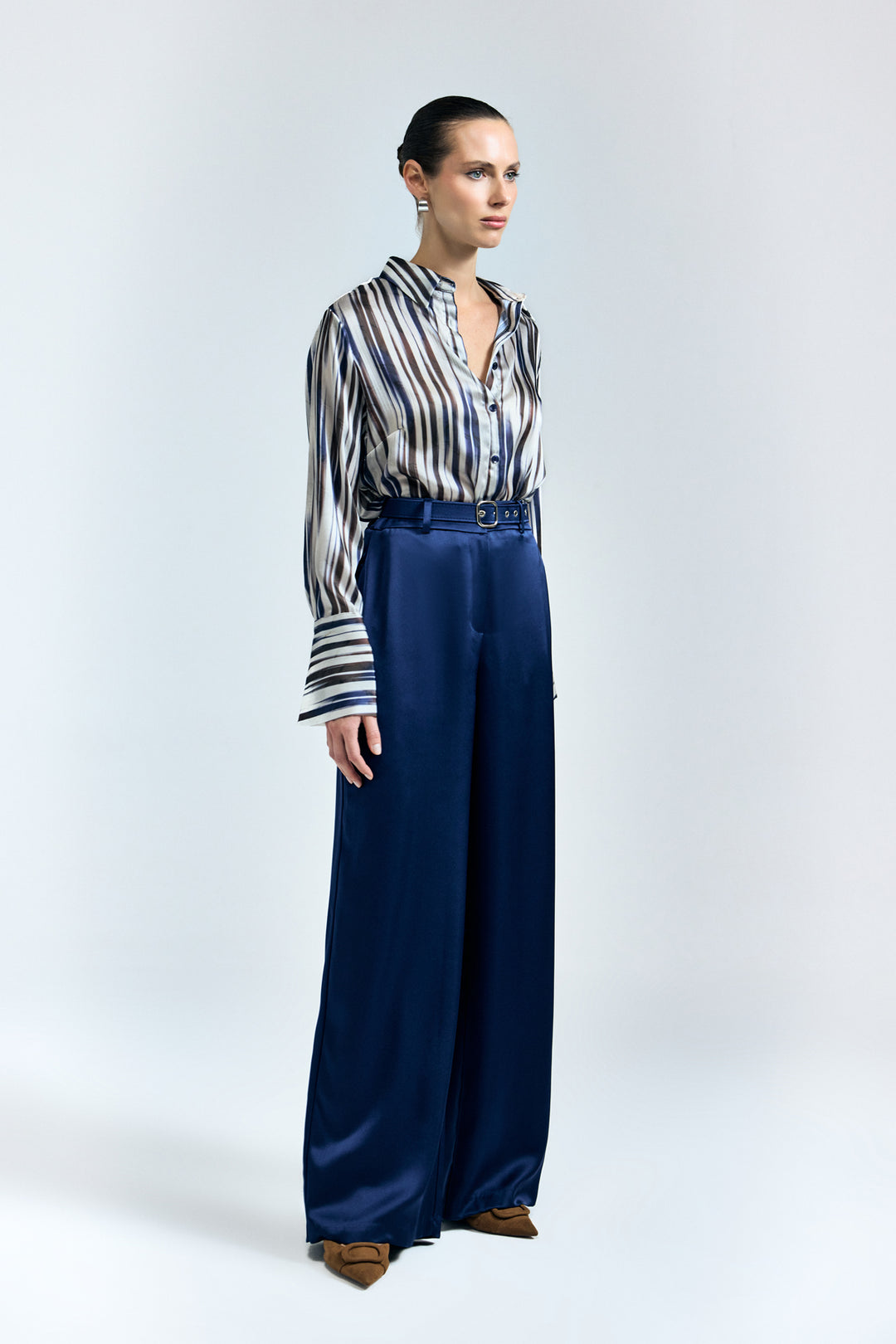 Sateen Pantalon Satin avec Détail Ceinture Lisa - Bleu marine
