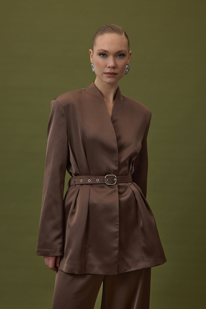 Sateen Veste en satin ceinturée Lisa - Marron