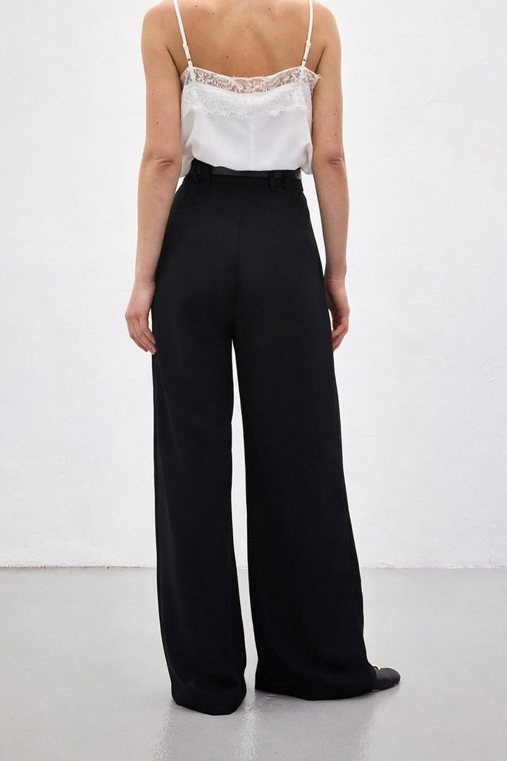 Sateen Pantalon en crêpe Luna - Noir