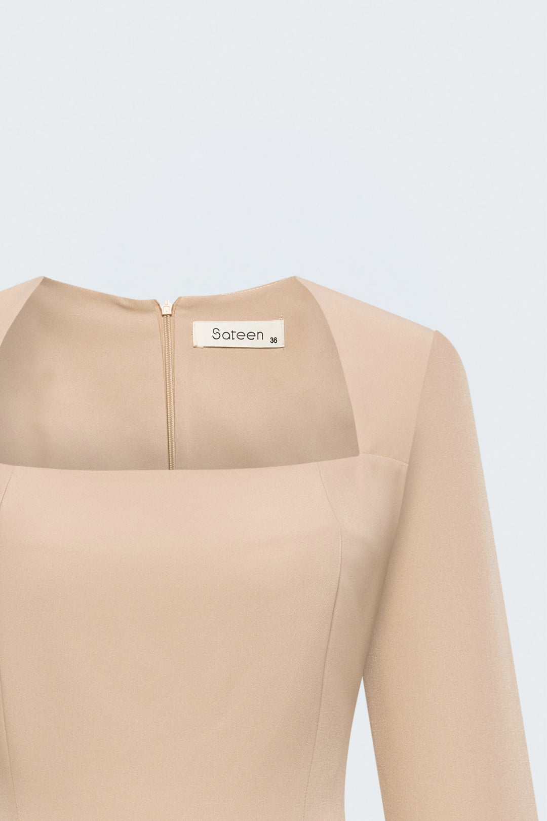 Sateen Robe classique à manches longues midi - Beige