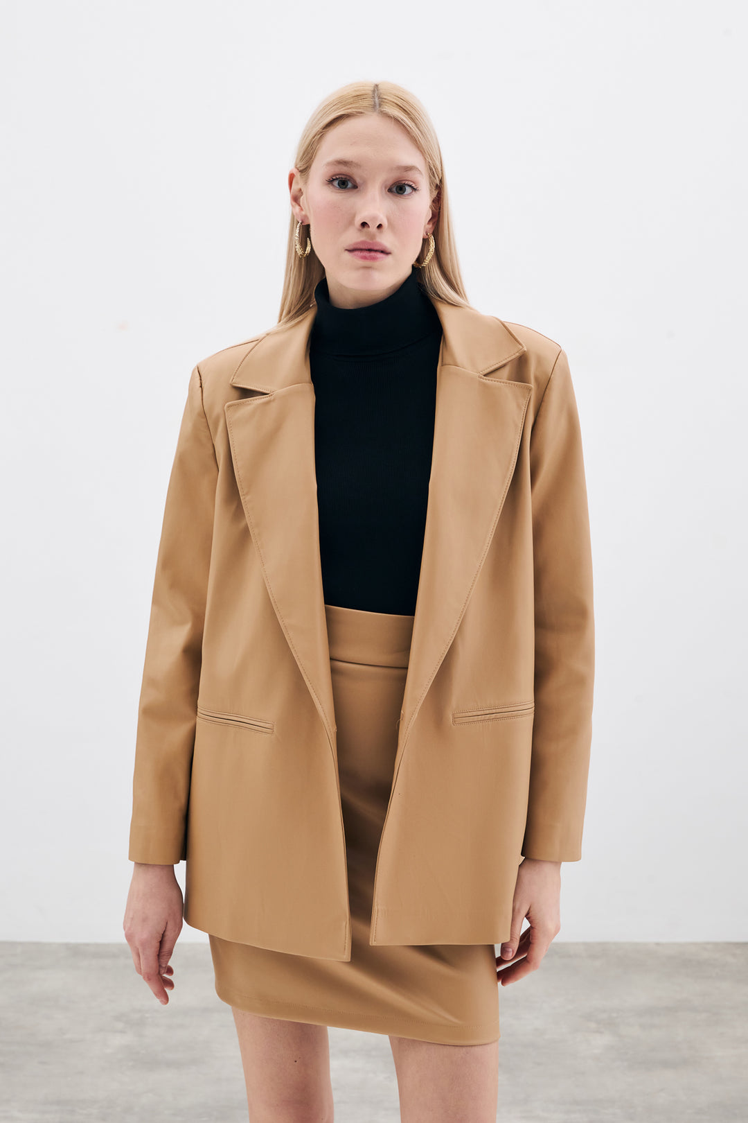 Sateen Jupe en Cuir Mini - Beige
