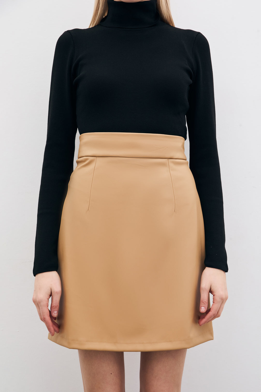 Sateen Jupe en Cuir Mini - Beige