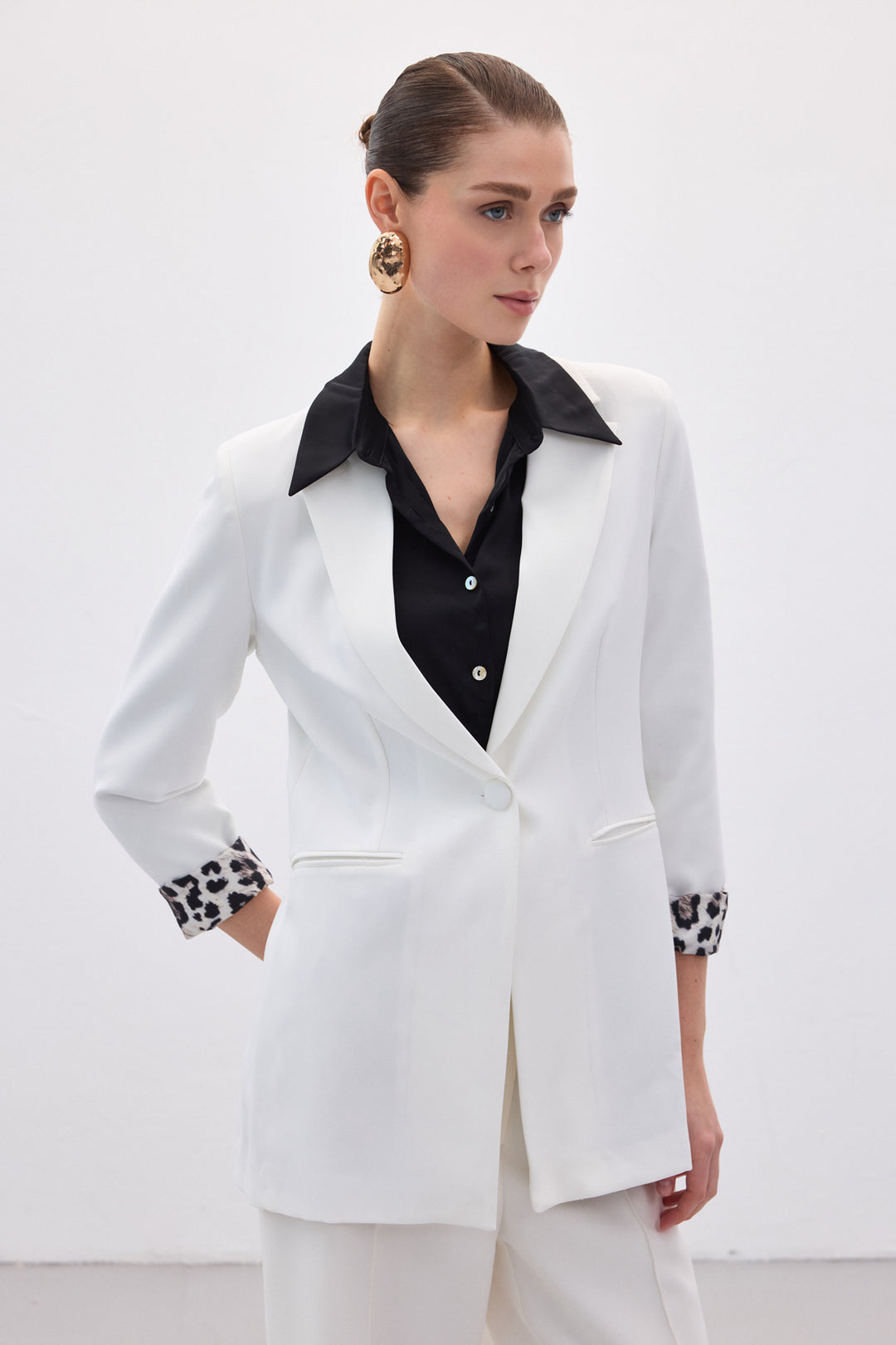 Sateen Veste Classique Col Mono - Écru-Noir