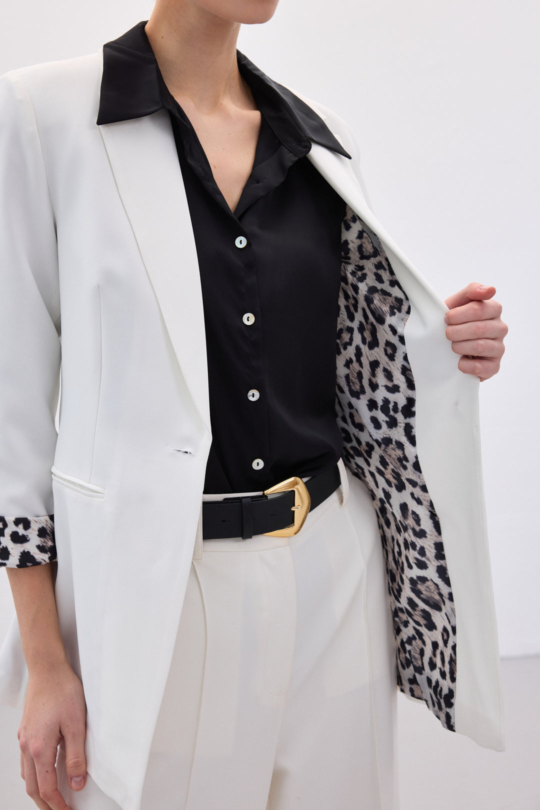 Sateen Veste Classique Col Mono - Écru-Noir