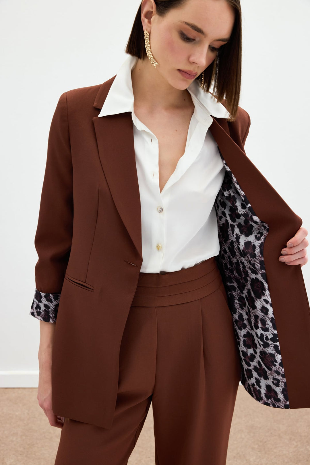 Sateen Veste classique à col mono - Marron