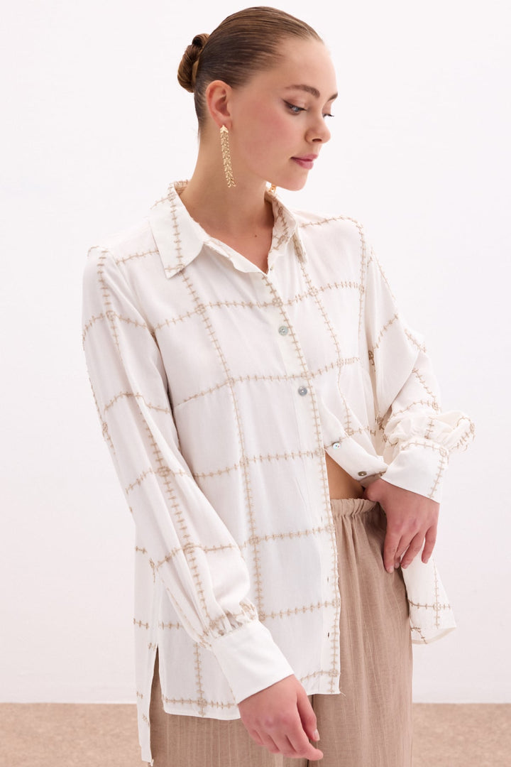 Sateen Chemise en viscose avec détails brodés - Beige