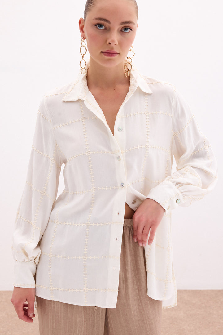 Sateen Chemise en viscose avec détails brodés - Crème