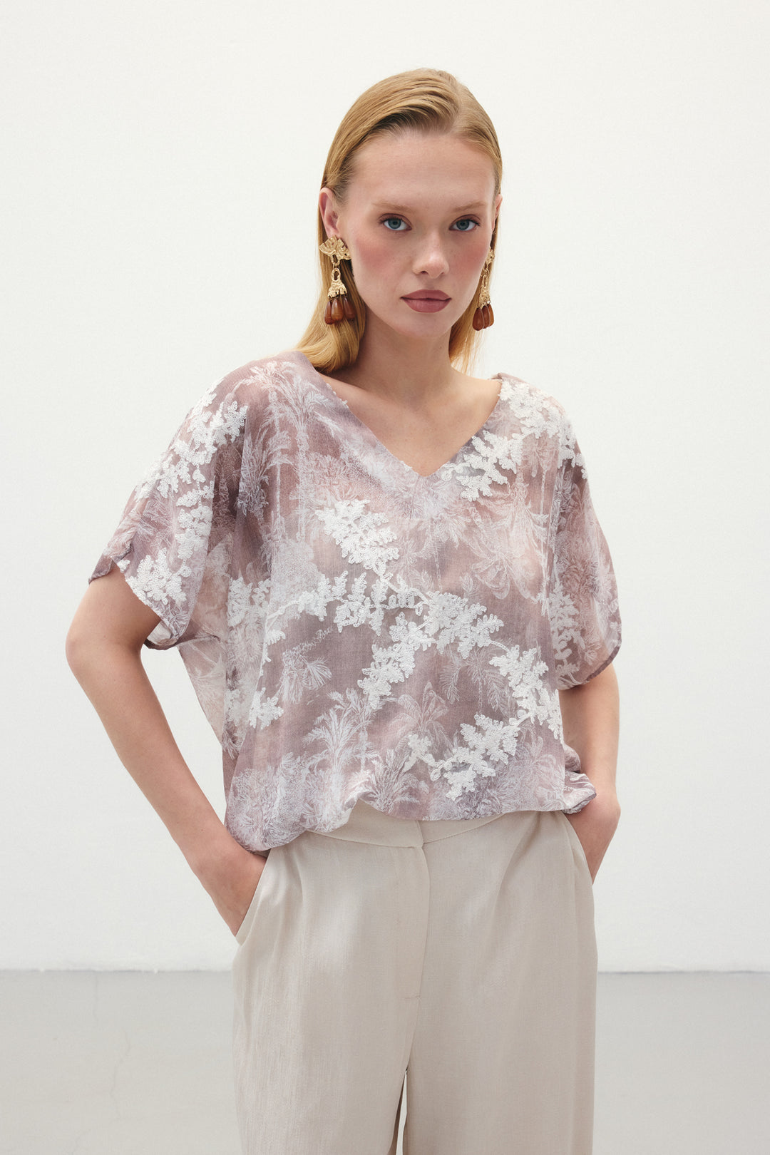 Sateen Blouse à Manches Courtes Brodée - camel