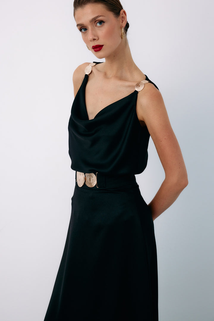 Sateen Blouse ample avec accessoire d'épaule - Noir