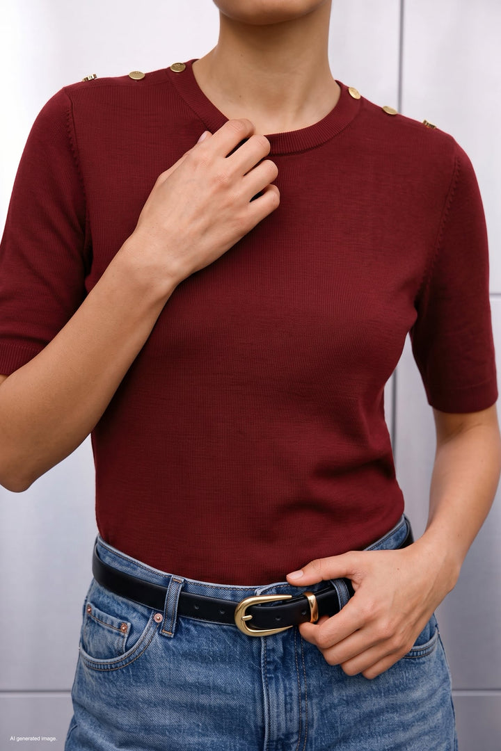Sateen Tricot à manches courtes avec boutons aux épaules - Rouge