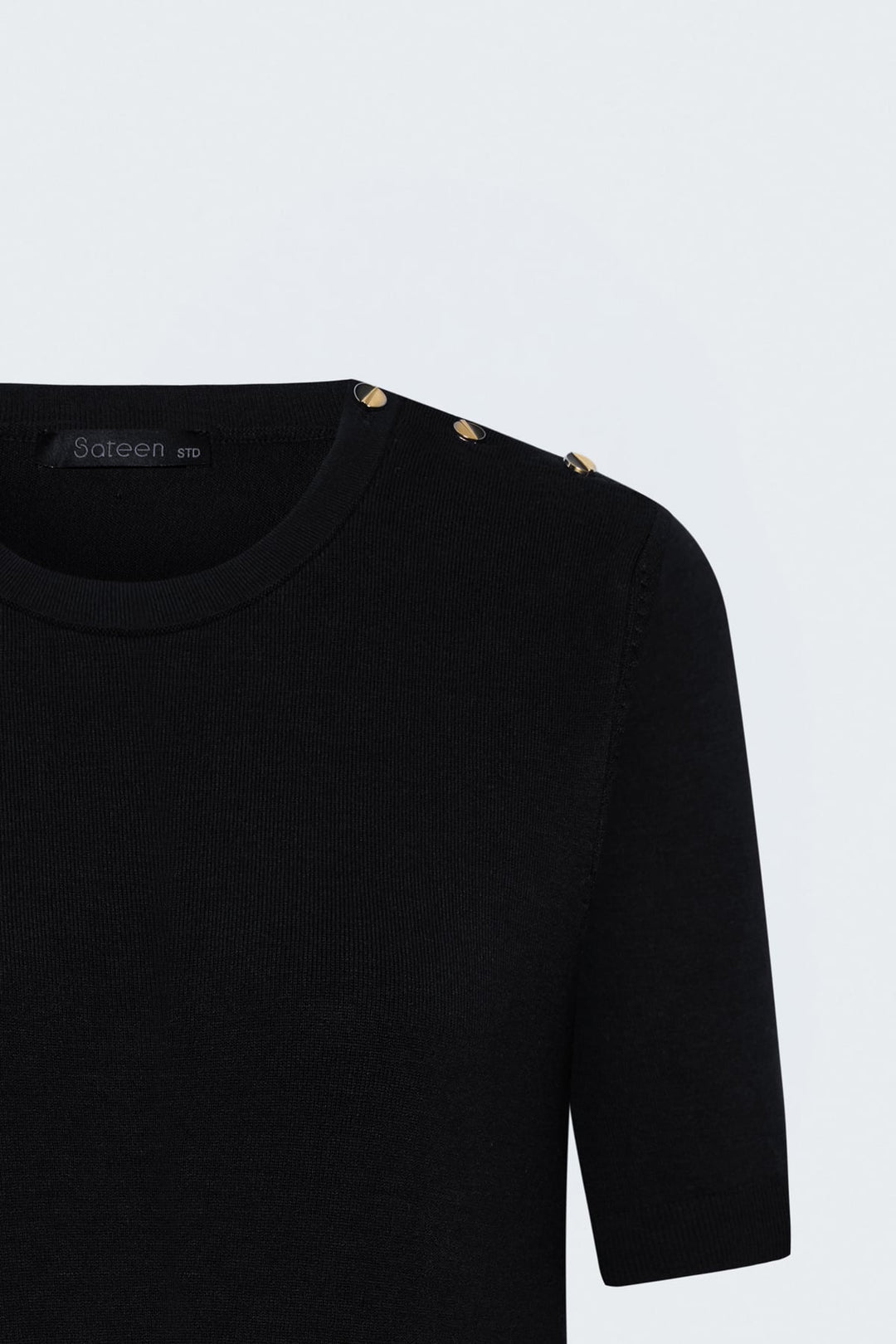 Sateen Pull à manches courtes à boutons aux épaules - Noir