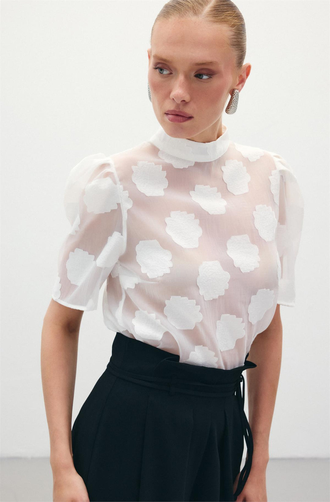 Sateen Blouse à manches courtes en organza - Écru