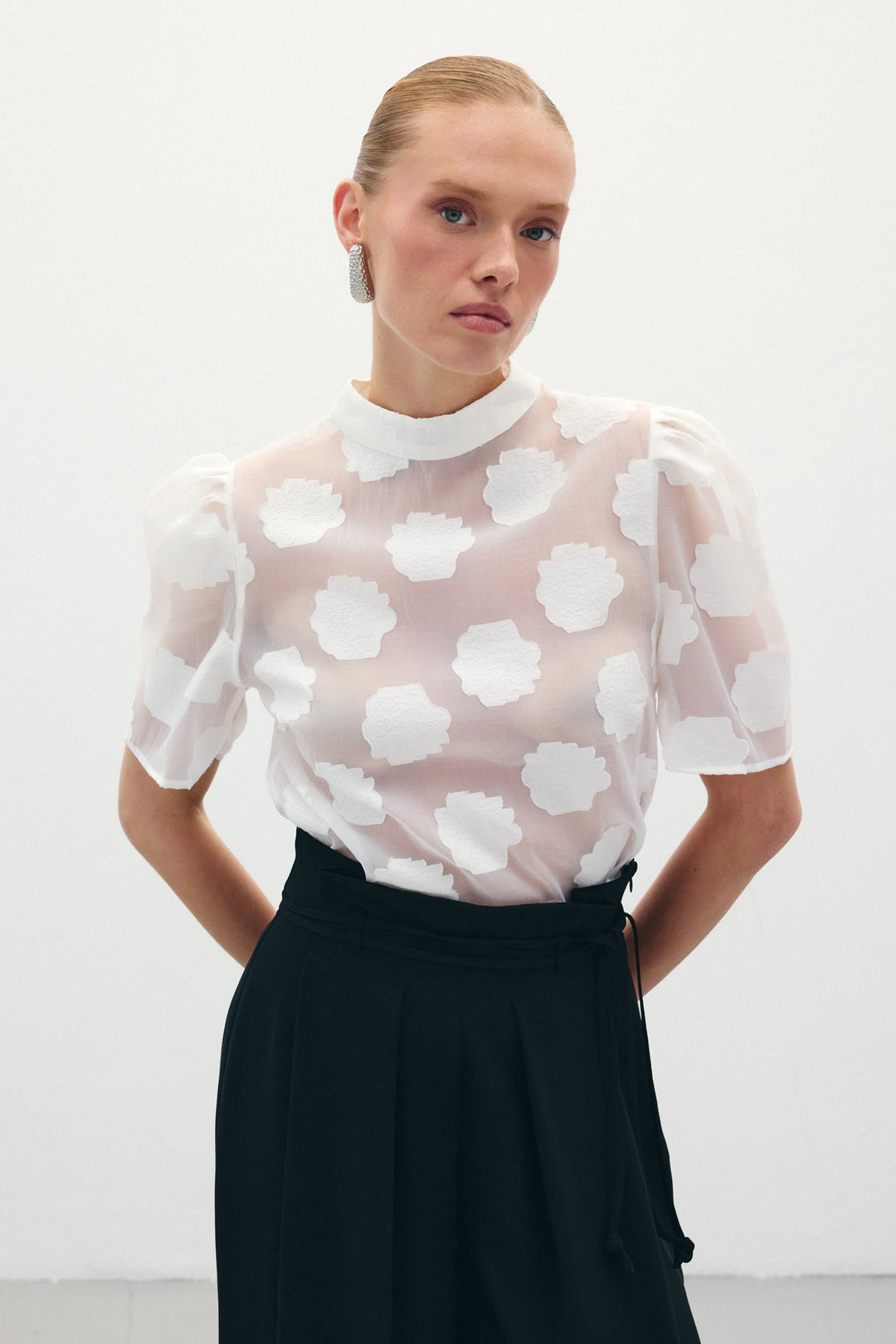 Sateen Blouse à manches courtes en organza - Écru