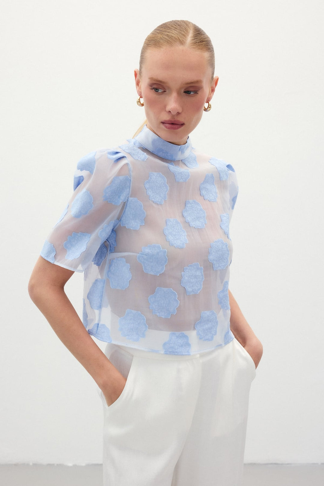 Sateen Blouse à manches courtes en organza - Bleu