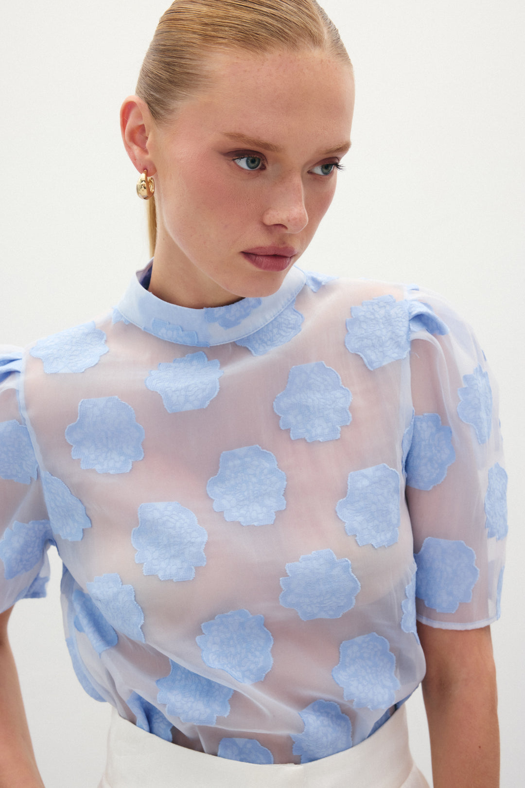Sateen Blouse à manches courtes en organza - Bleu