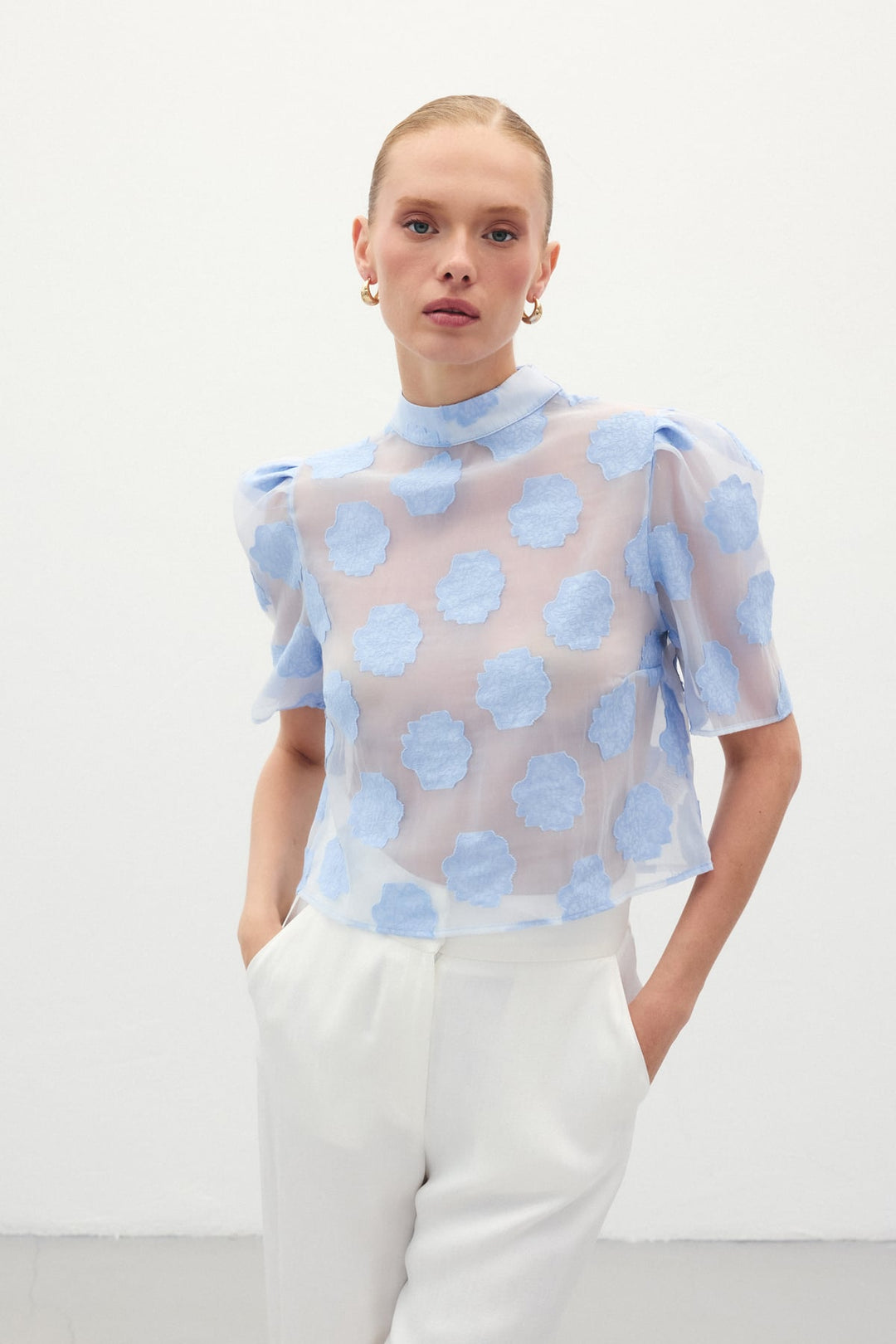 Sateen Blouse à manches courtes en organza - Bleu