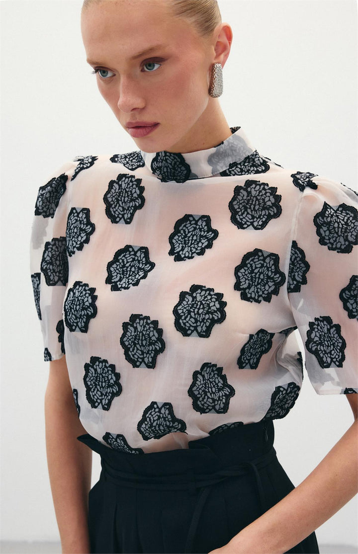 Sateen Blouse à manches courtes en organza - Noir