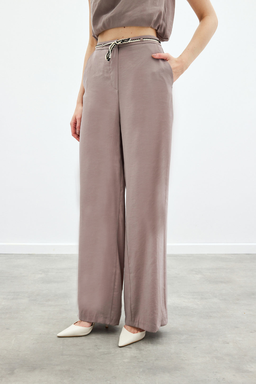 Sateen Pantalon avec ceinture en tricot - Vison